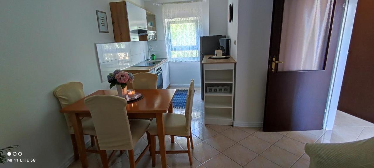 Apartments Mirijana Пула Екстер'єр фото