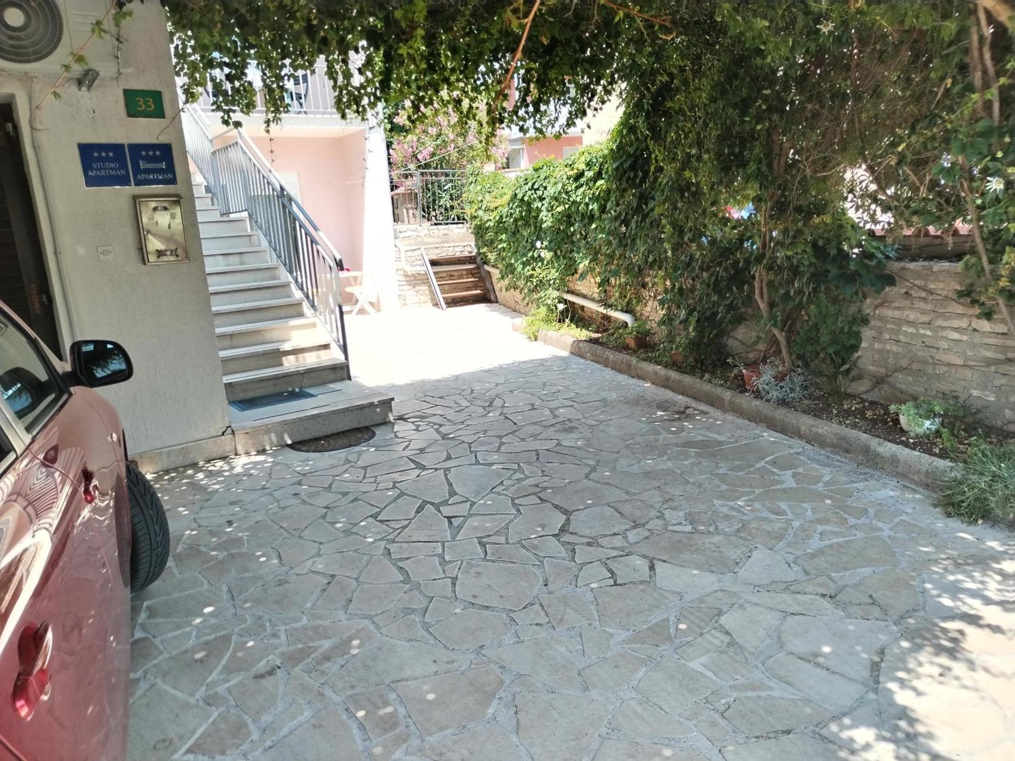 Apartments Mirijana Пула Екстер'єр фото