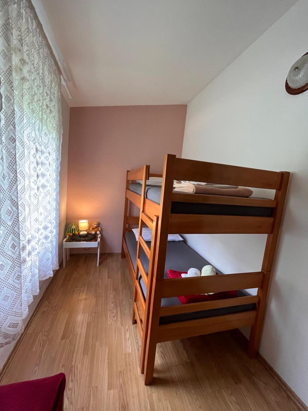 Apartments Mirijana Пула Екстер'єр фото