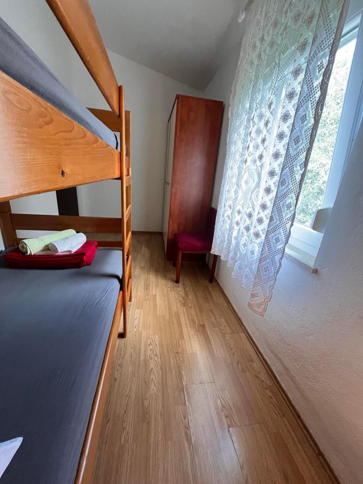 Apartments Mirijana Пула Екстер'єр фото
