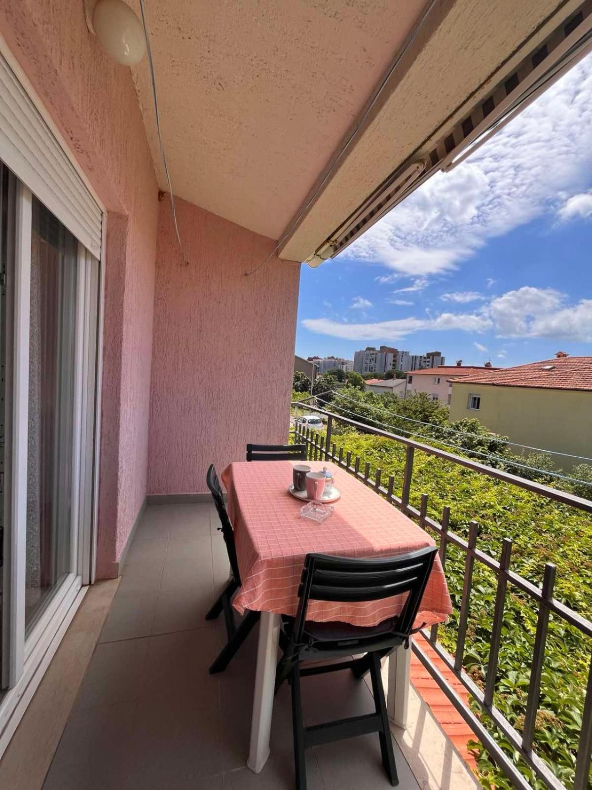 Apartments Mirijana Пула Екстер'єр фото