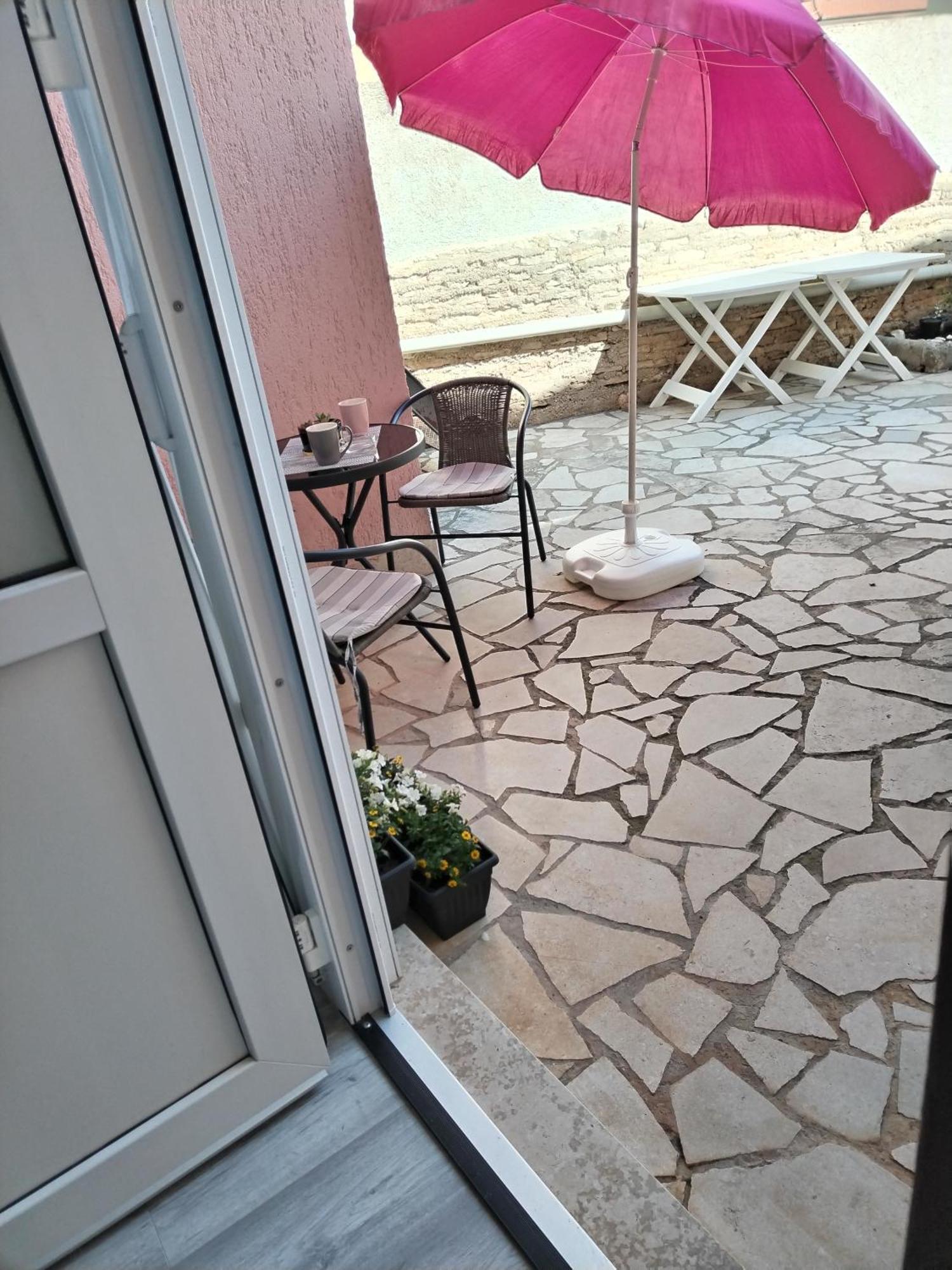 Apartments Mirijana Пула Екстер'єр фото