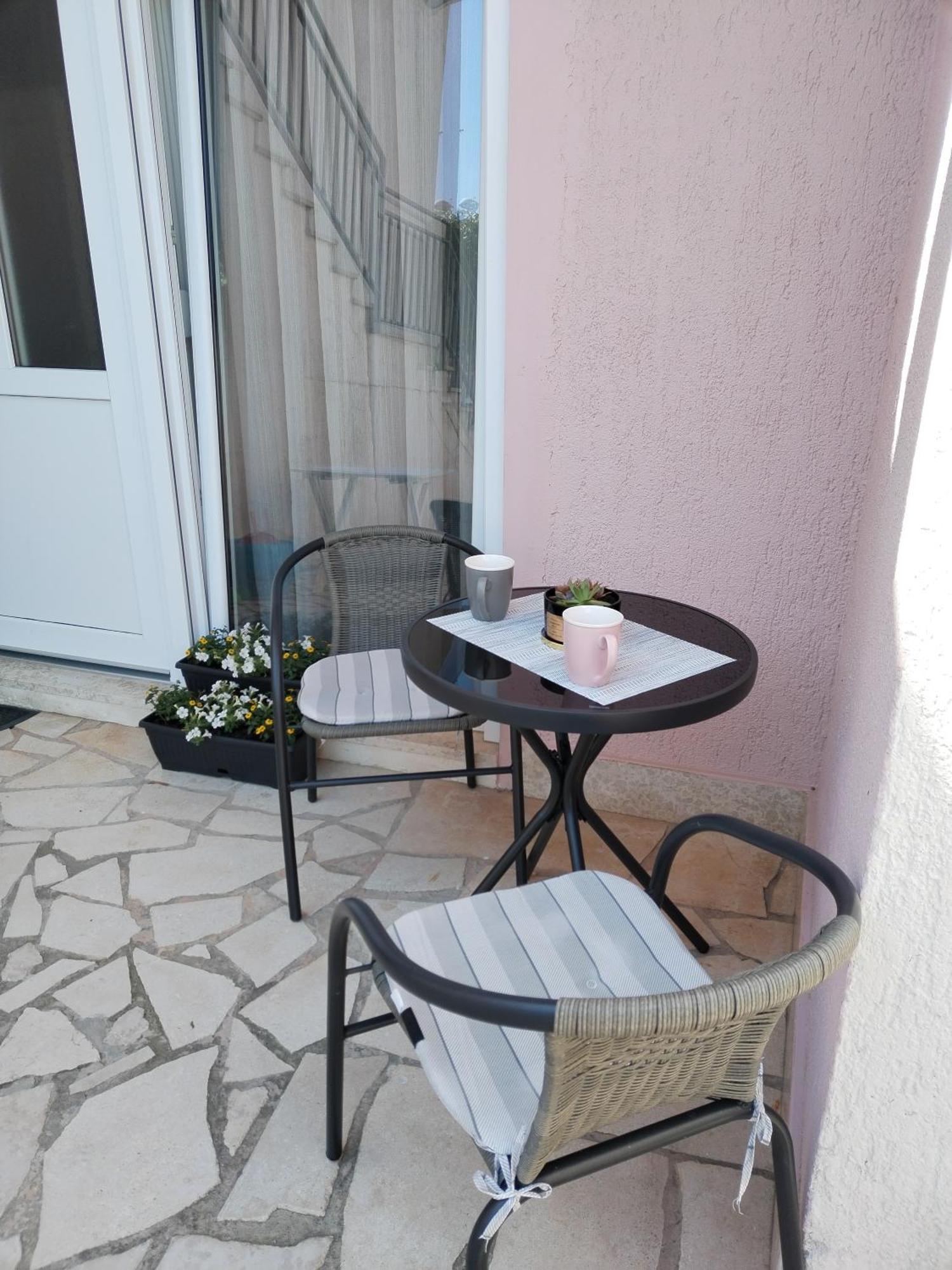 Apartments Mirijana Пула Екстер'єр фото